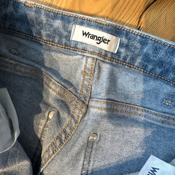 Women's Wrangler Carpenter Jeans - Picture 6 of 6